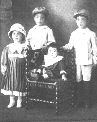 Early Muolo family portrait